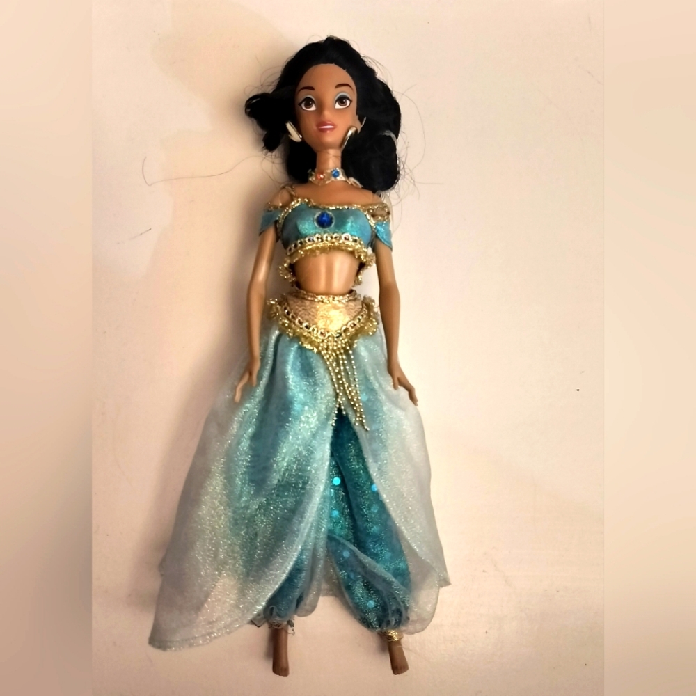 Disney Theme Park Edition Aladdin Jasmine Doll